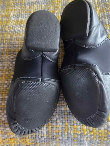 Photo of free Child's Jazz Dance Shoes size 4 (Lightwood ST3) #3