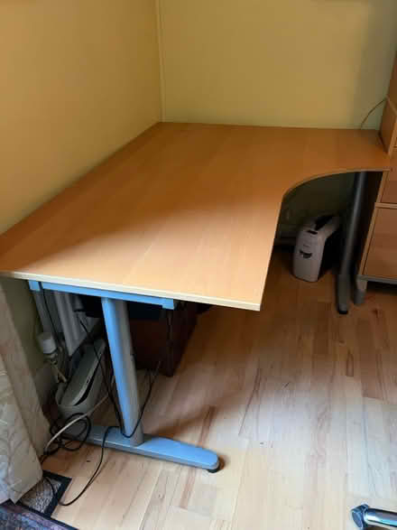 Photo of free Corner desk (Windsor SL4) #1