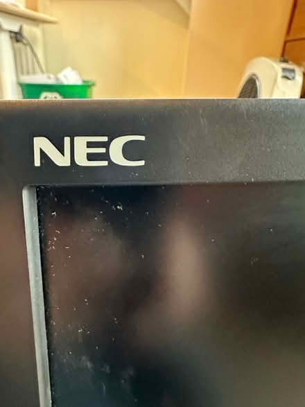 Photo of free 23” monitor NEC MutliSync EA232WMi (GL52) #3