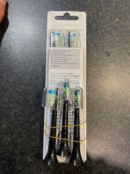 Photo of free Philips Sonicare Toothbrush heads (Whitechapel E1) #2