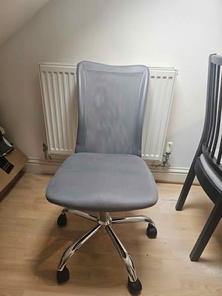 Photo of free Office chair (Balham) #2