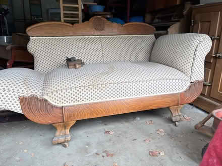 Photo of free Antique couch (La Mesa) #2