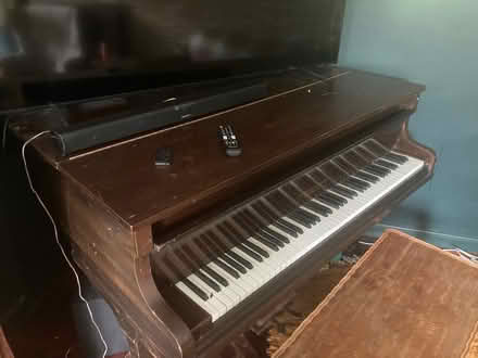 Photo of free Baby Grand Piano (IP33) #4