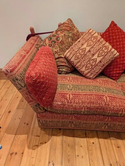 Photo of free Sofa (NW11 Temple Fortune) #3