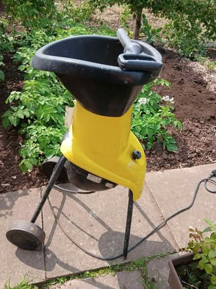 Photo of free Lynx Wood Chipper (West Malvern CP WR14) #1