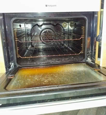 Photo of free hotpoint integrated oven (Stretford) #3