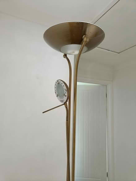 Photo of free Standing Lamp (SN6 Highworth) #1