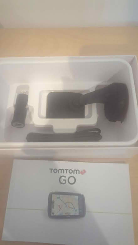 Photo of free TomTom go mounting kit (Selsdon) #1