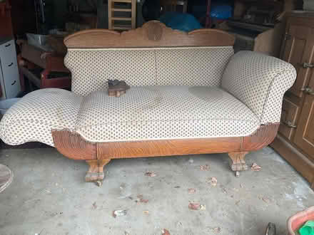 Photo of free Antique couch (La Mesa) #1