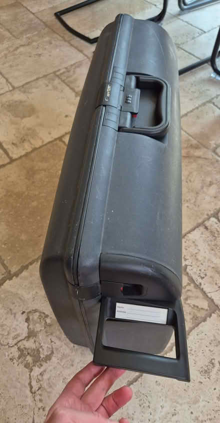 Photo of free Carlton Hard Shell Suitcase with Wheels & Lock (Bilton CV22) #3