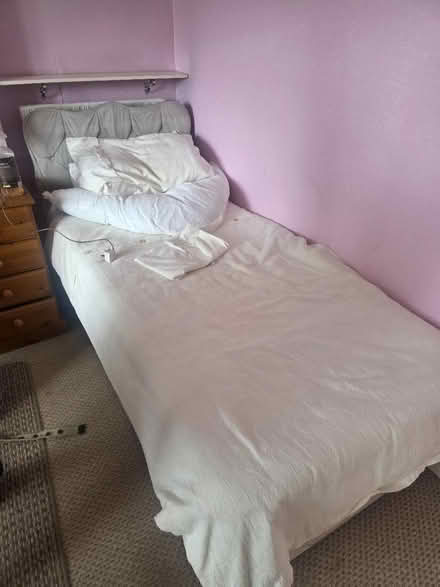 Photo of free 2 x single beds with matresses (Shrewsbury) #2