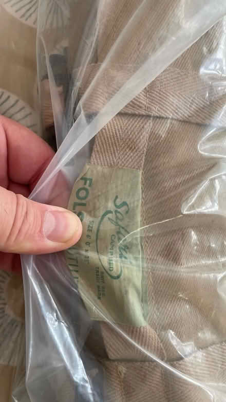 Photo of free Vintage campbed (Brentwood CM13) #4