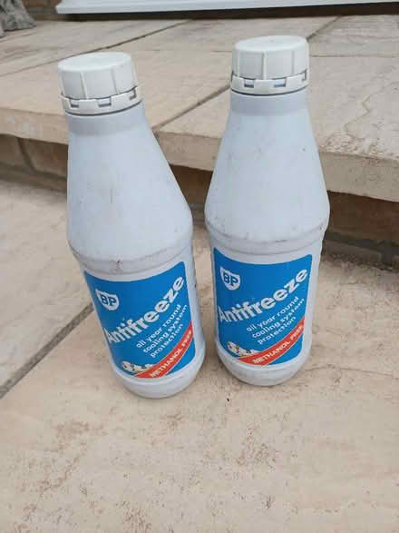 Photo of free 2 x litres of Antifreeze (Fareham PO16) #1