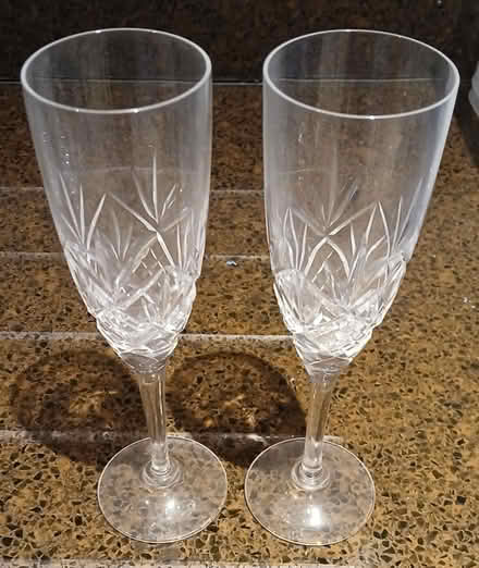 Photo of free 8 Crystal glasses (Newbury racecourse. RG14) #3