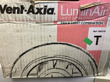 Photo of free Bathroom fan (Muswell Hill N10) #1