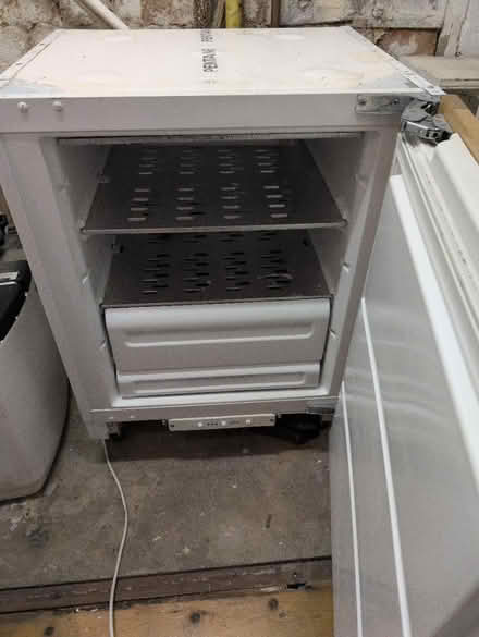 Photo of free Freezer (NW11 Temple Fortune) #2