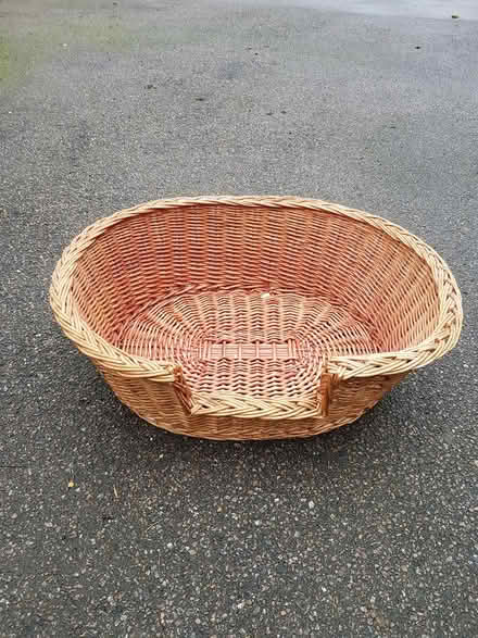 Photo of free Wicker Cat or Dog Basket (CB24) #1