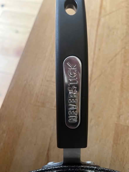Photo of free Non stick pan (Liss GU33) #2