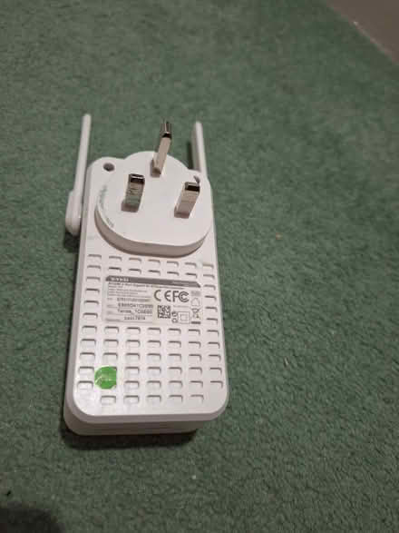 Photo of free Tenda- WiFi powerline extender (E14 Langdon Park) #2
