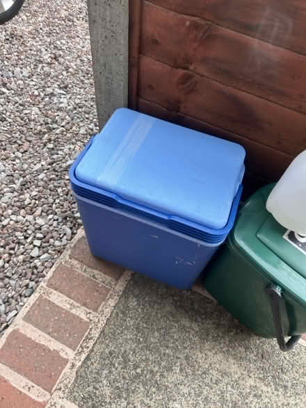Photo of free Cool box (SK1 offerton) #1