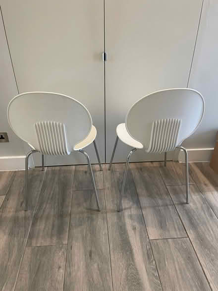 Photo of free Pair of white dining/desk chairs (Elstree WD6) #3