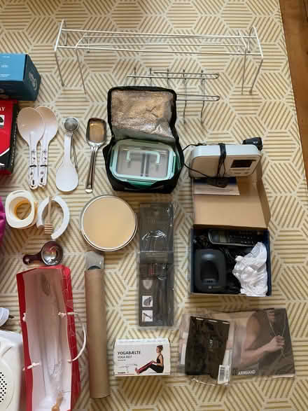 Photo of free Job lot of household items (Kilburn NW6) #4