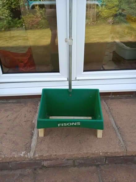 Photo of free Lawn feed/seed spreader (Highcliffe BH23) #1