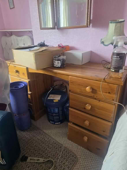 Photo of free Desk with drawers (Shrewsbury) #1