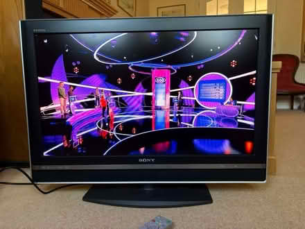 Photo of free Sony 32" LCD TV, working (Denmead PO7) #1
