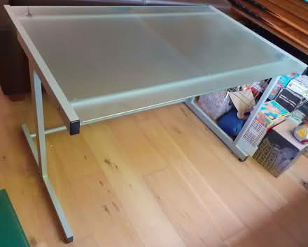 Photo of free Glass topped desk (Lower Shiplake RG9) #1