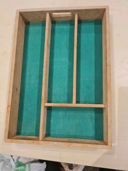 Photo of free Wooden cutlery organiser (Streatham SW16) #1