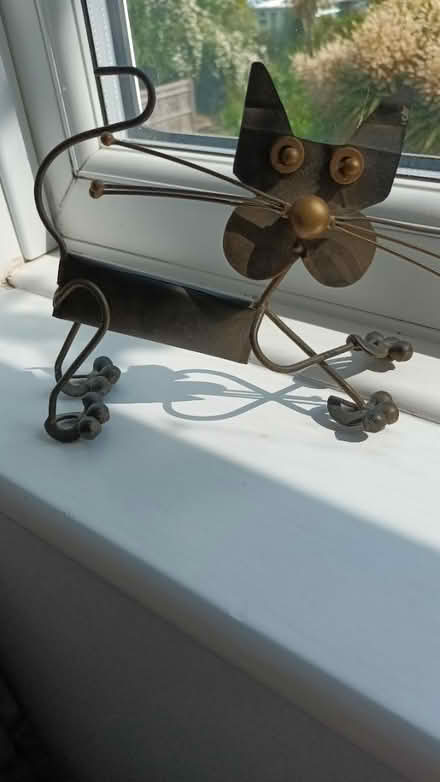 Photo of free Cat ornament (Hailsham) #1