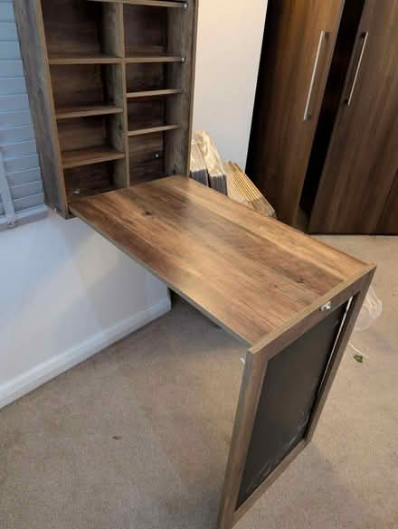 Photo of free Wall mounted office table (Hungerford Road N7 london) #2