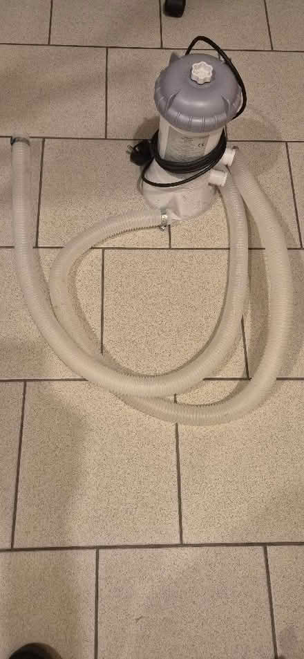 Photo of free Swimming pool/big paddling pool pump (Charlton OX12) #2