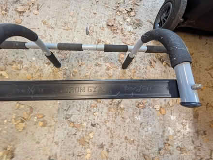 Photo of free Proxfit Iron Gym pull up bar (Bilton HG1) #2