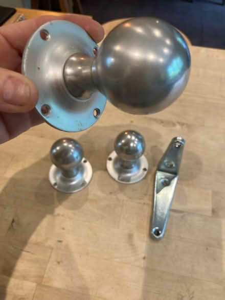 Photo of free Door knobs and bracket (Newbury RG19) #1