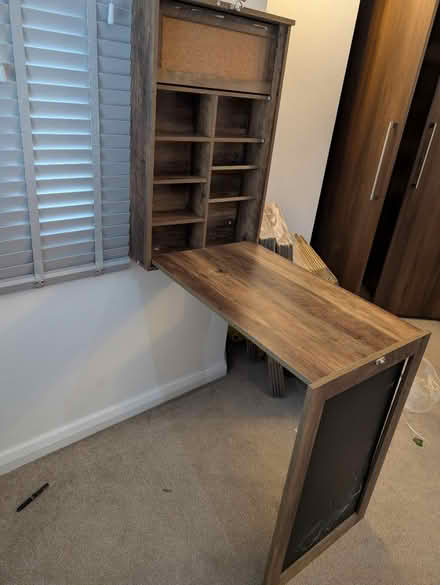Photo of free Wall mounted office table (Hungerford Road N7 london) #1