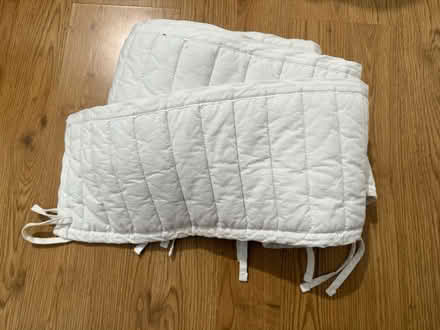 Photo of free Baby bed Bumper pad / cot buffer (Bow, E3) #1