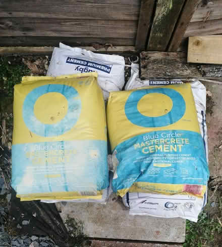 Photo of free 4 Bags of Cement (ME13 0AL) #1