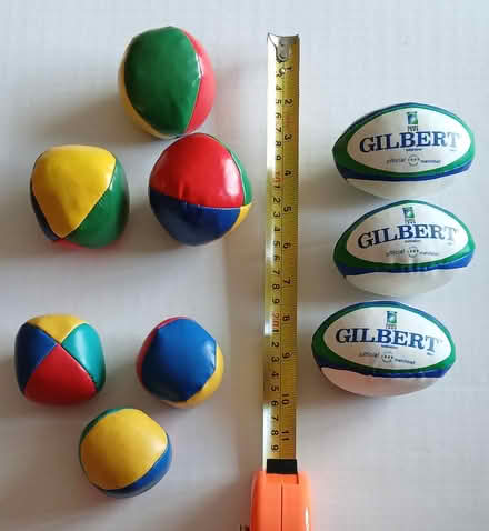 Photo of free 9 juggling balls (Newbury racecourse. RG14) #1