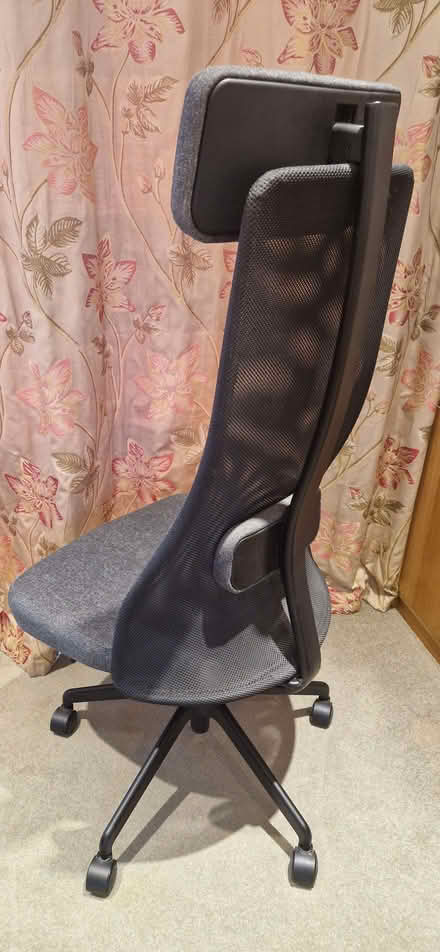 Photo of free Ikea office chair (Purley CR8) #1