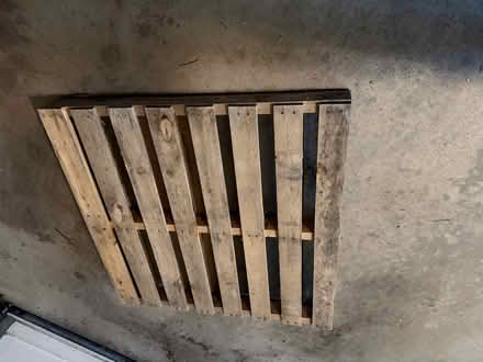 Photo of free Wood shipping pallet (Stonebridge) #1