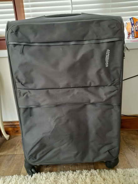Photo of free Large suitcase (Woodgate B32) #3