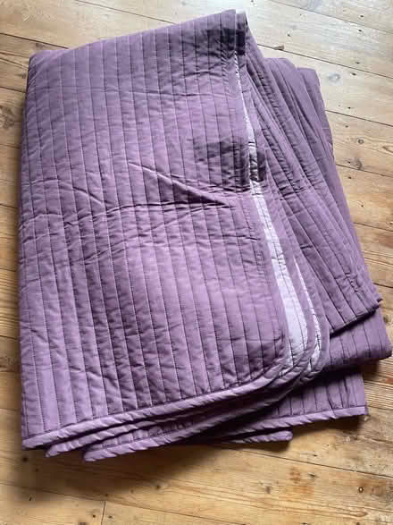Photo of free Bedspread (Alcester Lanes End B14) #1