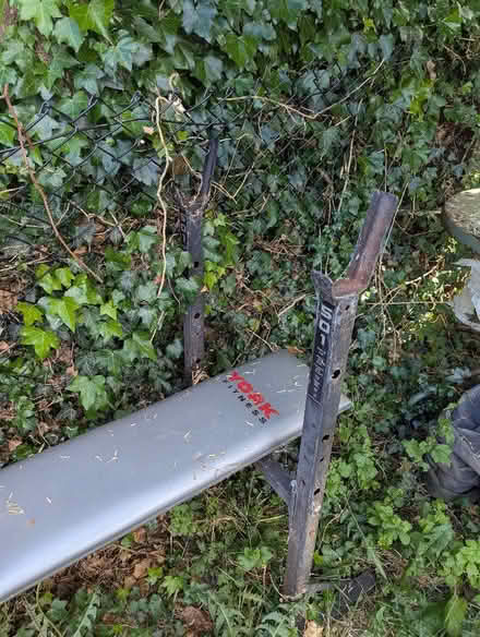 Photo of free York fitness bench seen better days (Shippon OX13) #2