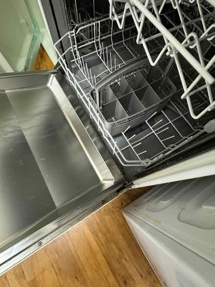 Photo of free Bosch dishwasher (Rake) #2
