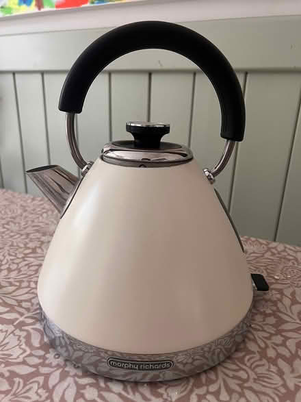 Photo of free Kettle used but fully working (SW11) #1