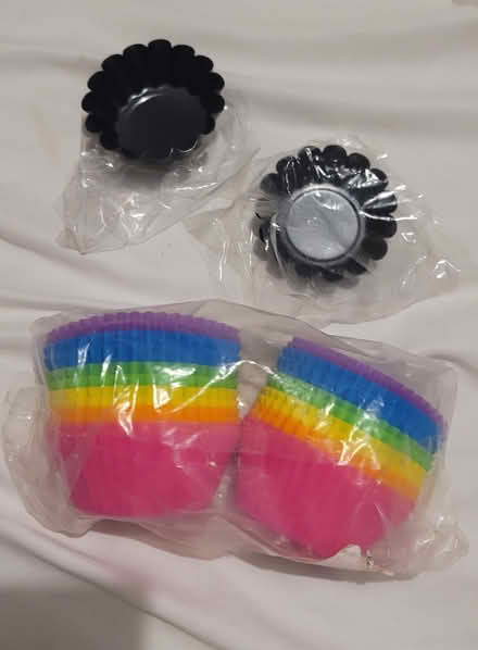 Photo of free Multiple baking accessories (CV2) #2