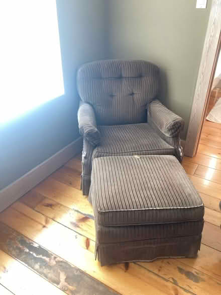 Photo of free vintage arm chair and ottman (leslieville/little india) #1