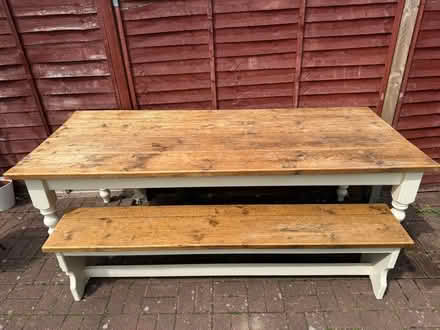 Photo of free Table chairs and bench (CR2) #4